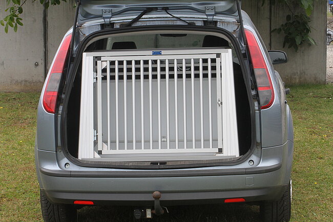 Einzelbox für den Kofferraum