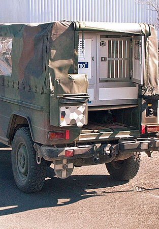 Hundebox_Polizei_und_Einsatzfahrzeuge_2