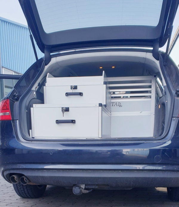Maßgefertigte Einbauten – Bild 22